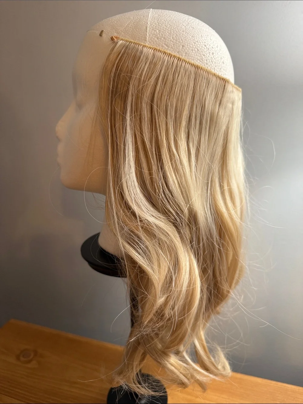 Thathair Cream Blonde Clip-In Hair Extensions - 12”